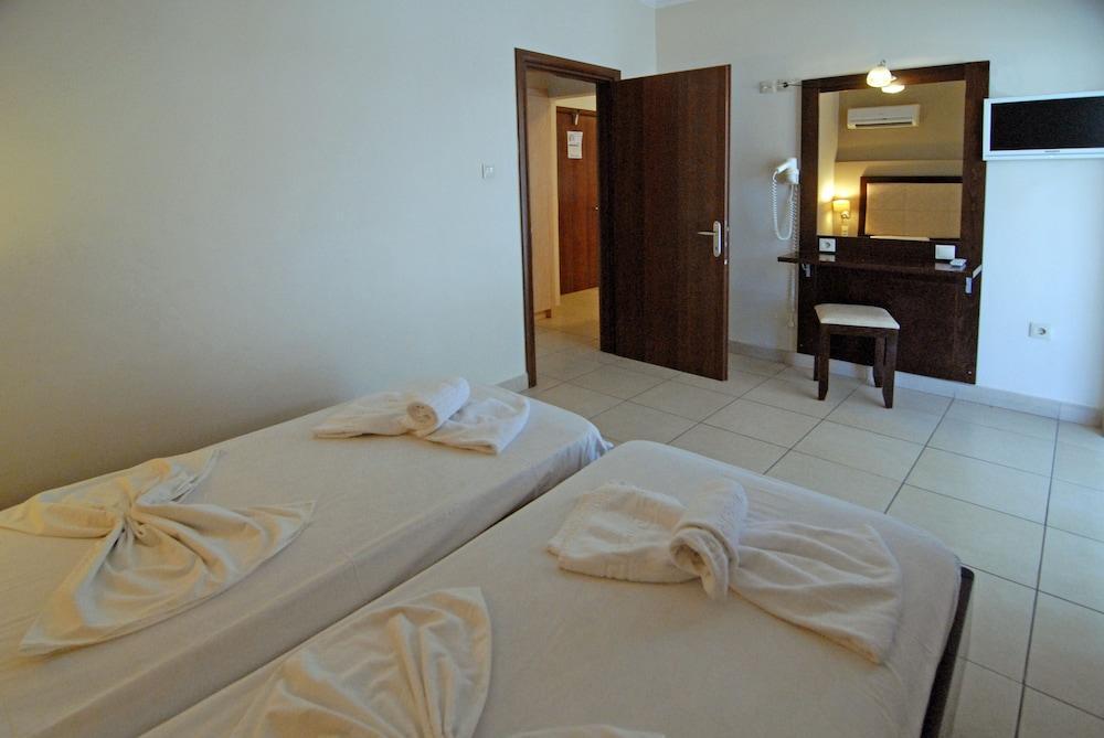 Michel Apartments Miasto Kos Zewnętrze zdjęcie