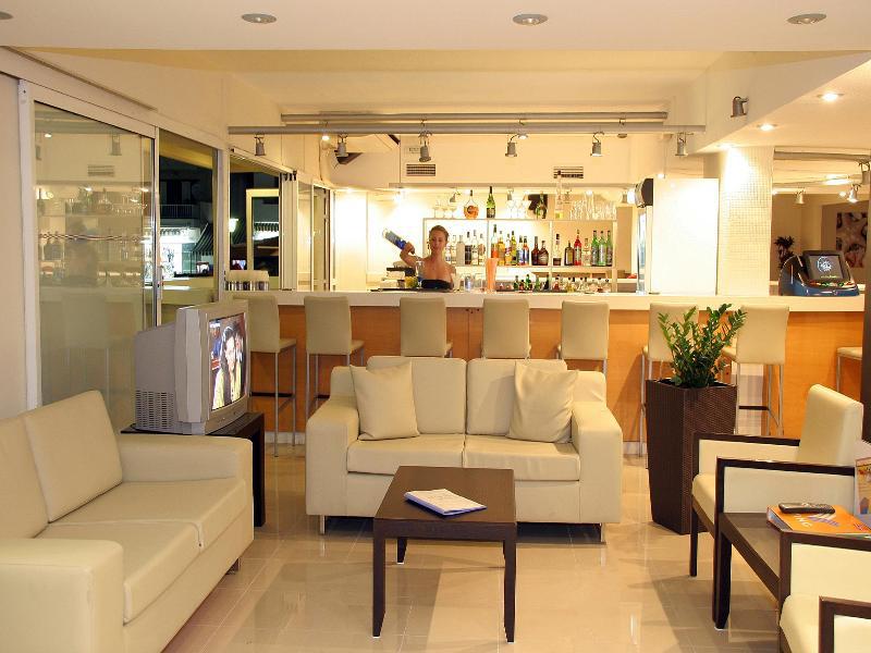 Michel Apartments Miasto Kos Zewnętrze zdjęcie